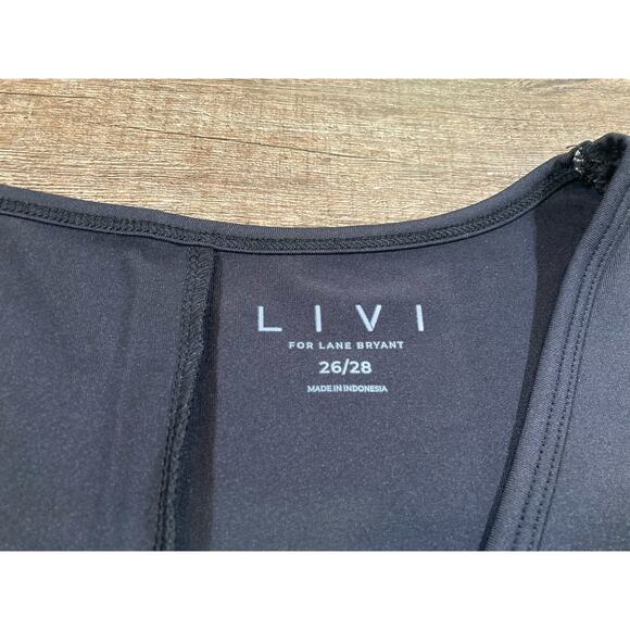 New Lane Bryant LIVI Black V-Neck Crop Tank Top Plus Size: 26/28 - Picture 4 of 13